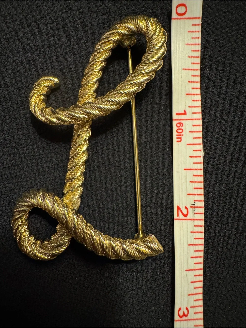 Vintage Gold Tone Letter L Textured Rope Brooch